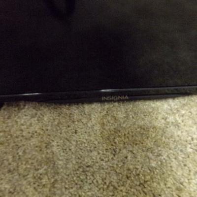 H-45  40" INSIGNIA FLAT SCREEN TV