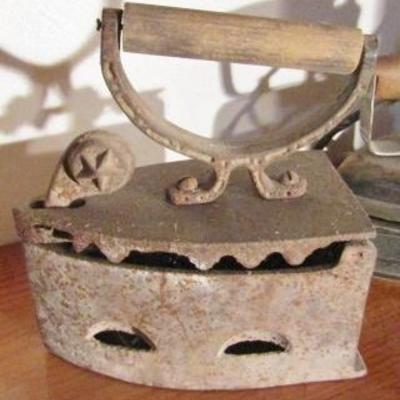 LOT 339   VINTAGE CLOTHES IRONS