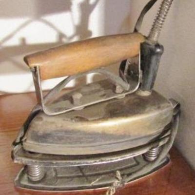 LOT 339   VINTAGE CLOTHES IRONS