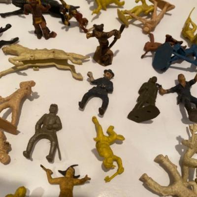 606: Lot of Antique Cowboy and Indian Toys 