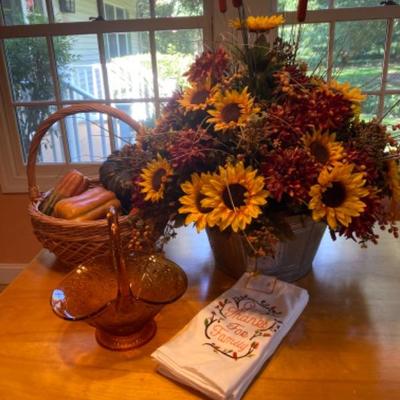 620: Fall Sunflower Floral Arrangement with Fall Decorative 