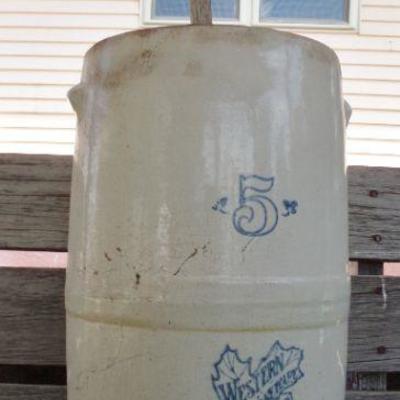 LOT 101  ANTIQUE BUTTER CHURN.  (SG)