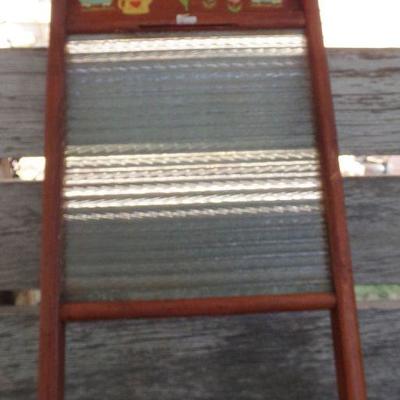 LOT 106  WASHBOARD