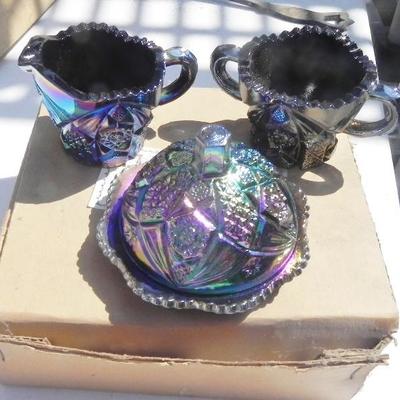 LOT 109  CARNIVAL GLASS SMALL TOY PIECES