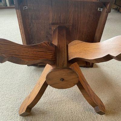 Square Oak End Table