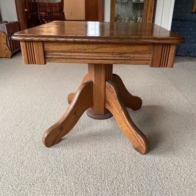 Square Oak End Table