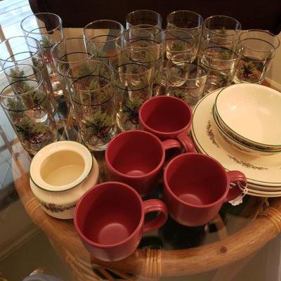 Pfaltzgraff Christmas set & Wooden Cannister set