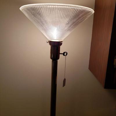 Floor lamp touch light
