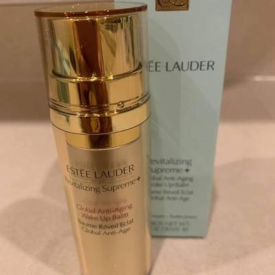 EstÃ©e Lauder Revitalizing Supreme + brand new 