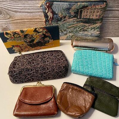 RB8: Collection of Wallets and Change Purses