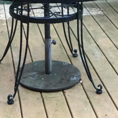 202 Patio Table with Umbrella & Stand