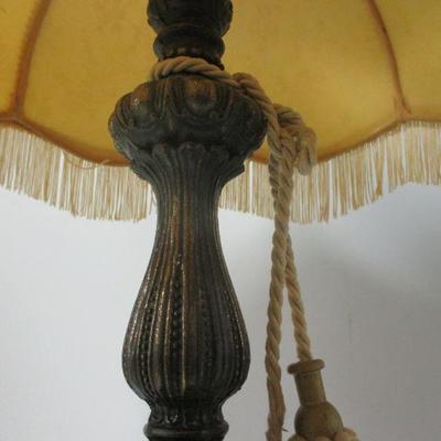 Lot 41 - Victorian Style Lamp