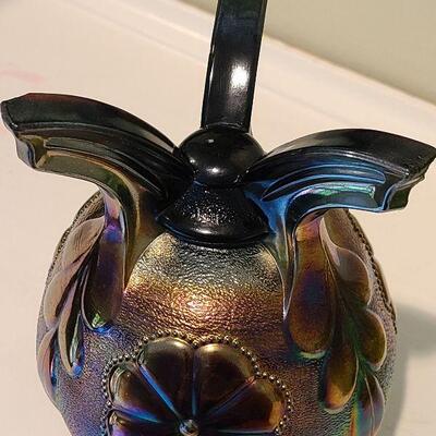 F6: Carnival Like Glass Bowl