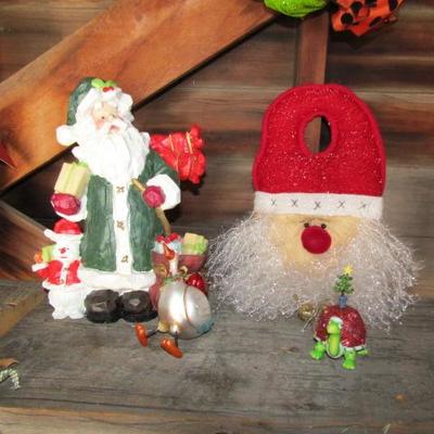 SG-1  CHRISTMAS/HOLIDAY DECORATIONS  
