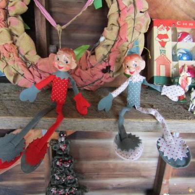 SG-1  CHRISTMAS/HOLIDAY DECORATIONS  