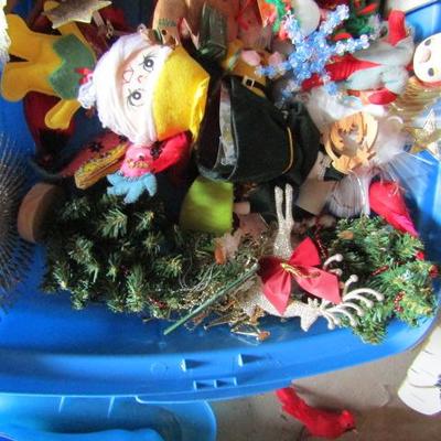 SG-1  CHRISTMAS/HOLIDAY DECORATIONS  