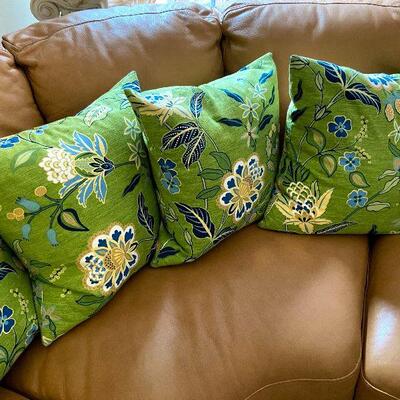 F23: Set of 4 Line Green Pillows