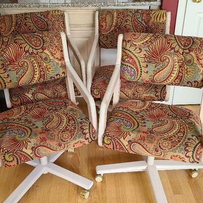 K5: Set of 4 Rolling Armchairs with Paisley Print