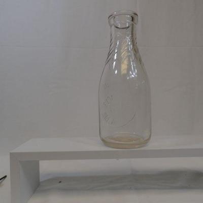 247 White Eagle Dairy Quart Glass Milk Bottle