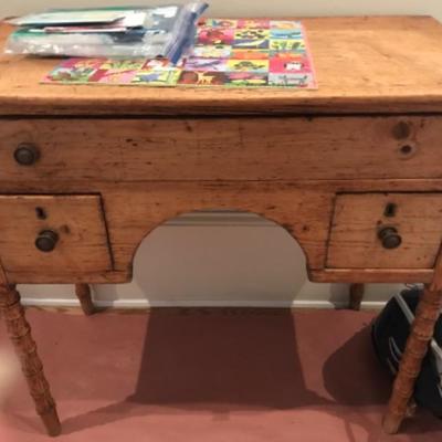 Small Antique Desk Three Drawers 