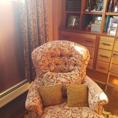 Custom upholstered tufted chair