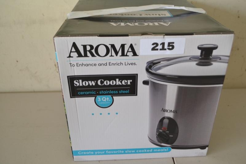 LOT 215. AROMA SLOW COOKER NEW IN BOX