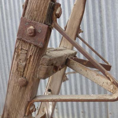 BB-5  VINTAGE WOODEN ELEVATOR DOLLY  