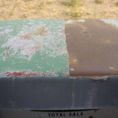 BB-9  OLD CONOCO GAS PUMP  