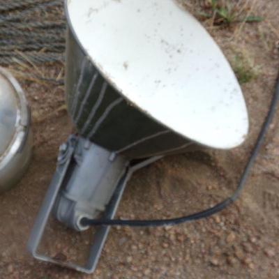 BB-10  OLD LIGHTING FIXTURES AND FENCE SPACERS
