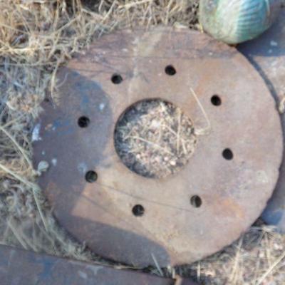 BB-12   2 TRACTOR SEATS AND VARIOUS FARM PIECES