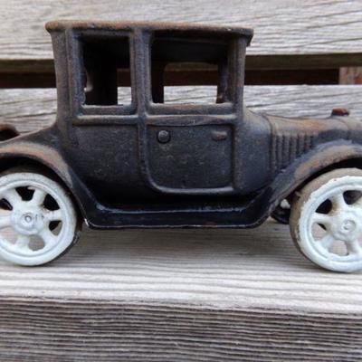 LOT 202  CAST IRON CAR & TRUCK