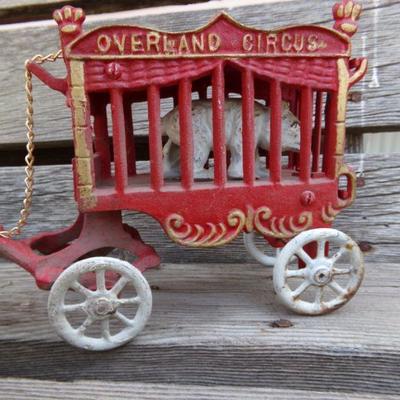 LOT 203  CAST IRON HORSE DRAWN TOYS
