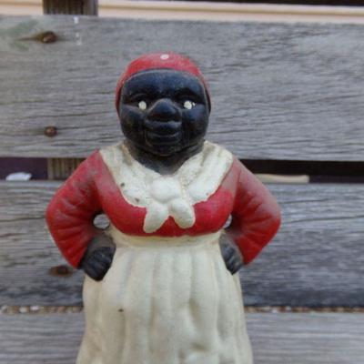 LOT 204  CAST IRON AUNT JEMIMA BANK & TOY CARS