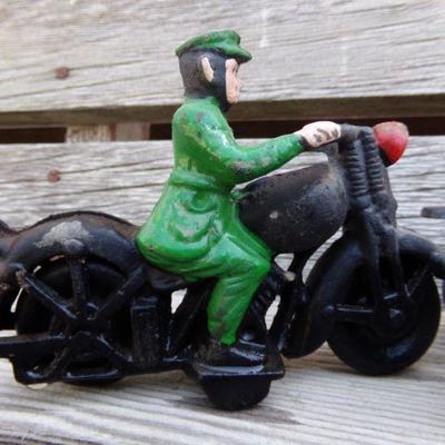 LOT 206  CAST IRON MOTORCYCLE COP? & CONVERTIBLE TOY CAR