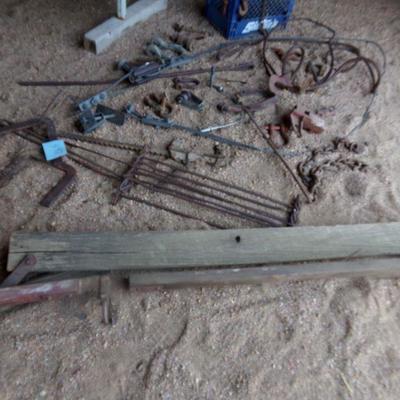 BB-33  LARGE LOT OF FARM ITEMS