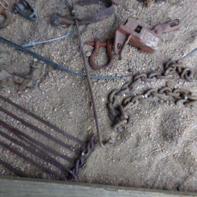 BB-33  LARGE LOT OF FARM ITEMS