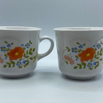 Pair of Vintage Corelle Wildflower Coffee Cups