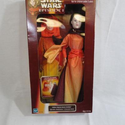 Lot 291 Star Wars Queen Amidala Figurine