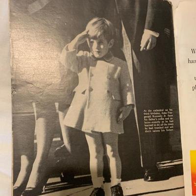 Vintage JFK lot! Newspapers,photo and magazines. 