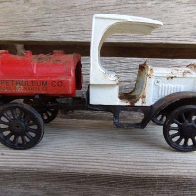 LOT 218  CAST IRON MOTORCYCLE COP AND TRUCK