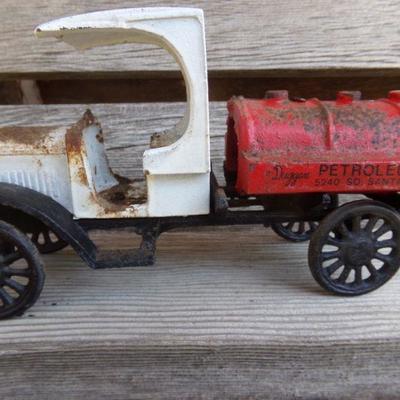 LOT 218  CAST IRON MOTORCYCLE COP AND TRUCK