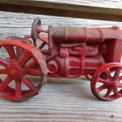 LOT 220  CAST IRON TOYS