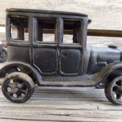 LOT 221  CAST IRON BUS & SUV