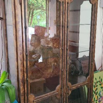 G47: Asian Inspired Curio