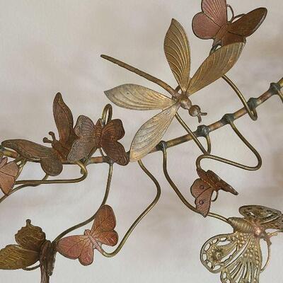 G48: Petite Choses Dresden Mixed Metal Butterfly Wreath
