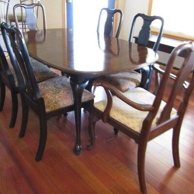 LOT 3  ETHAN ALLEN DINING TABLE & 6 CHAIRS