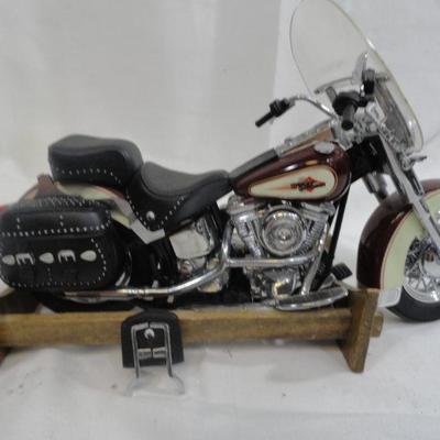 Lot 324 Harley Model (as is)