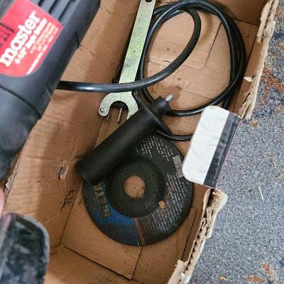 G72: Angle Grinder