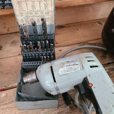 G76:  Craftsman Drill w/Bits