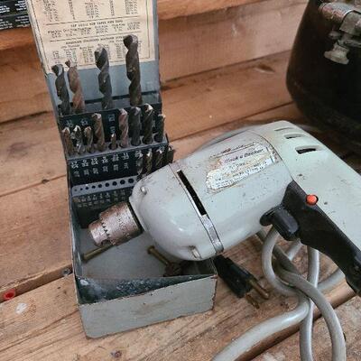 G76:  Craftsman Drill w/Bits